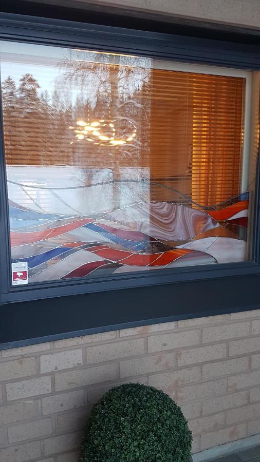 Koti Pyhaejaerven Rannalla Tampereella Exteriör bild
